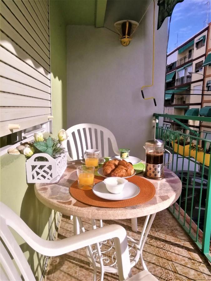 Apartamento En El Centro De Аликанте Экстерьер фото
